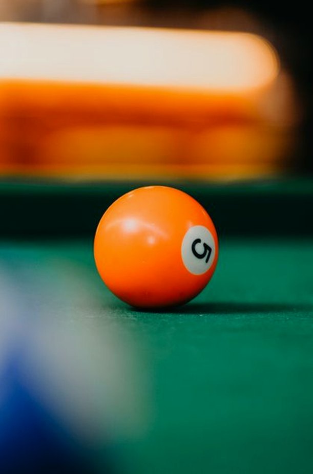 game crypto Debet