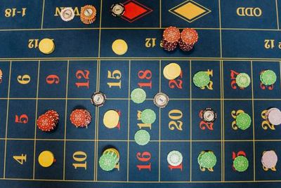 game crypto Debet