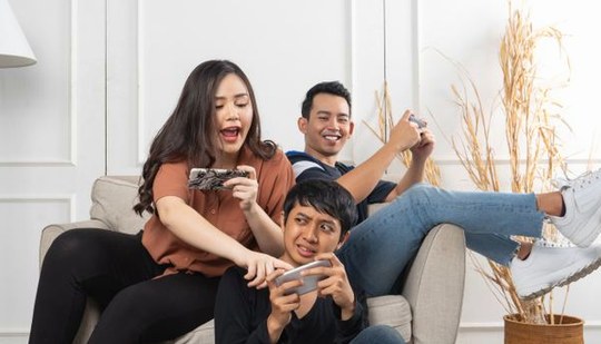 game crypto Debet