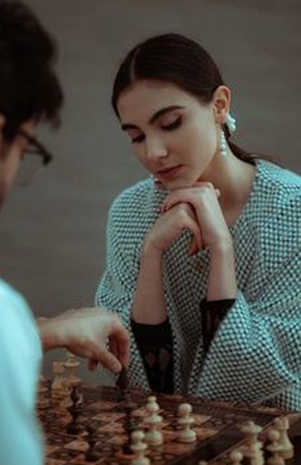 game crypto Debet