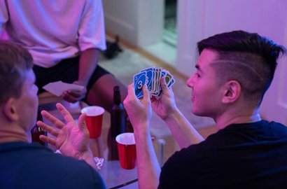 game crypto Debet