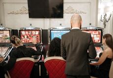 game crypto Debet